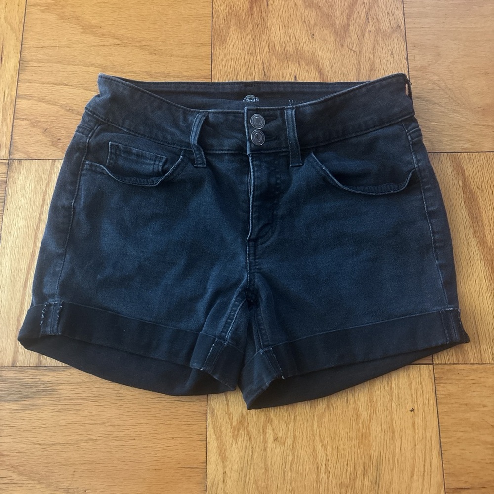 SO Black Jean Shorts Trendy Cut-Off Style